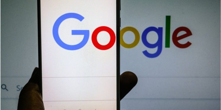 Google arama sonuçlarından kişisel bilgilerinizi nasıl kaldırabilirsiniz?