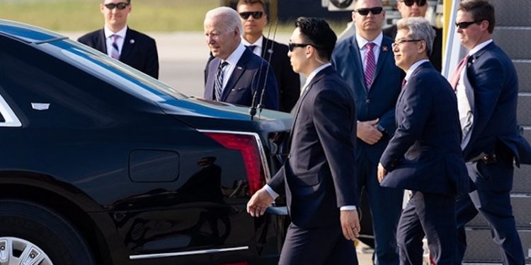 Güney Kore'de Biden'ın iki koruması gözaltına alındı