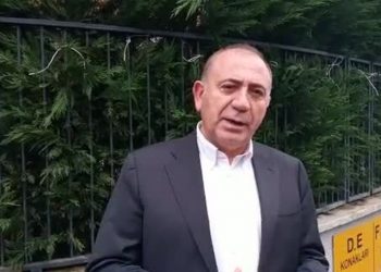 Gürsel Tekin'den Bakan Kurum'a yanıt: ‘Şu an satılabilir bir metrekare hazine arazisi yok’