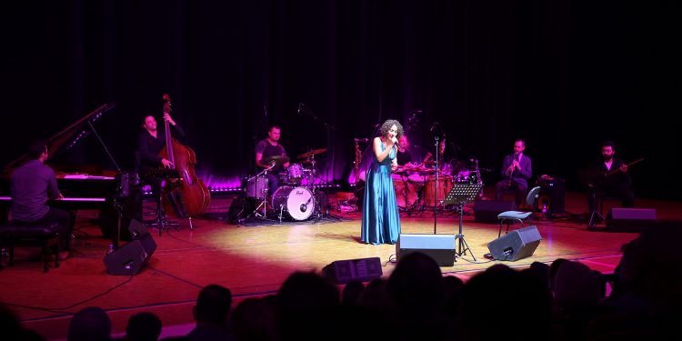 HDP: Aynur Doğan şahsında yasaklanan Kürt halkının dilidir