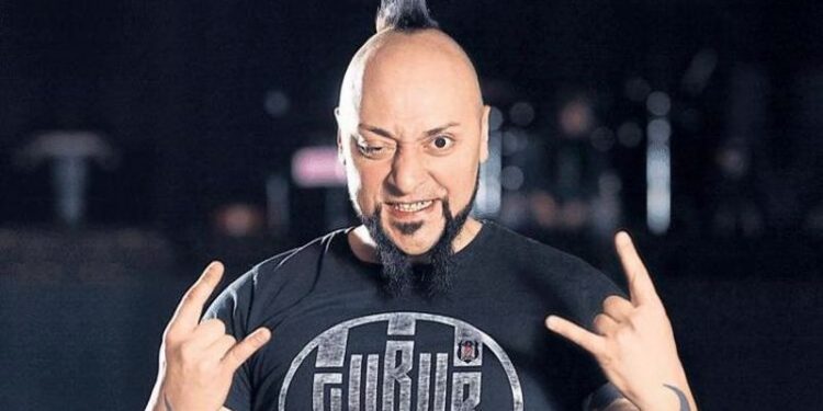 Hayko Cepkin'in sosyal medyadaki cinsiyetçi dili eleştiri konusu oldu