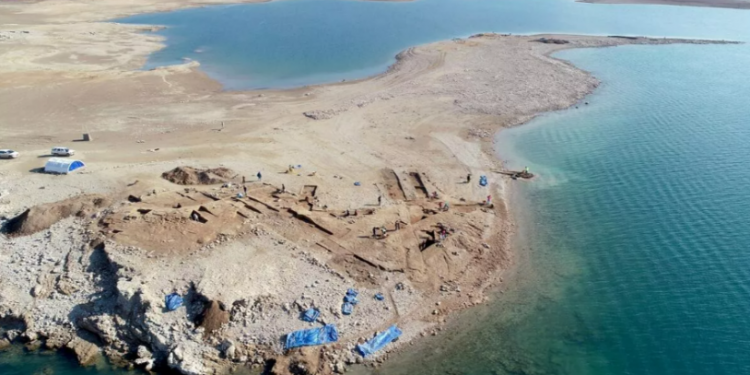 Irak'ın Duhok şehrinde 3 bin 400 yıllık antik kent bulundu