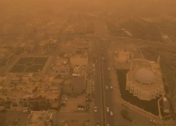 Irak’ta kum fırtınası 4 bin kişiyi hastanelik etti