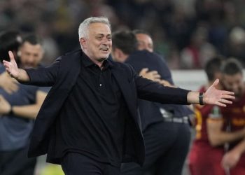 Jose Mourinho futbol tarihine geçti