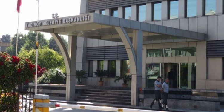 Kadıköy Belediyesi'ne yönelik operasyonda 124 kişi için tutuklama talebi