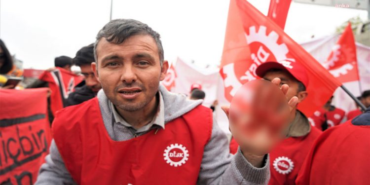 Kafasından darbe alan işçi: Polis telsizle kafamıza vurdu