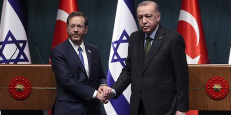 Karamollaoğlu: İktidarın, İsrail ile normalleşme gafletini milletimize bırakıyoruz