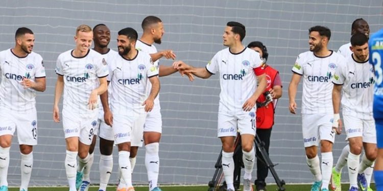 Kasımpaşa, Altay deplasmanında rahat kazandı