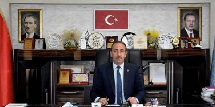 Kayseri'de Belediye Başkanı'na silahlı saldırı: Üç kişi gözaltında