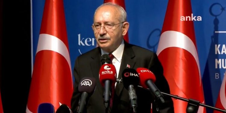 Kemal Kılıçdaroğlu: Geleceği ipotek altına alınan bir Türkiye ile karşı karşıyayız