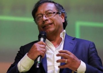 Kolombiya'da seçim: Sol aday Petro'nun açık ara seçimleri kazanması bekleniyor