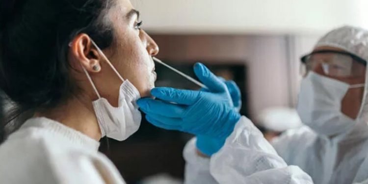 Koronavirüste bugün: 7 kişi hayatını kaybetti; bin 743 kişi pozitif çıktı