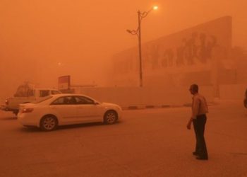 Kum fırtınası sebebiyle Irak'ta 4 bin kişi hastanelik oldu