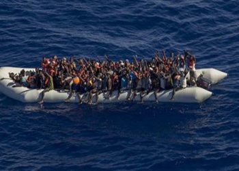 Kuzey Afrika'dan İspanya kıyılarına geçmeye çalışan 44 düzensiz göçmen teknenin batması sonucu öldü