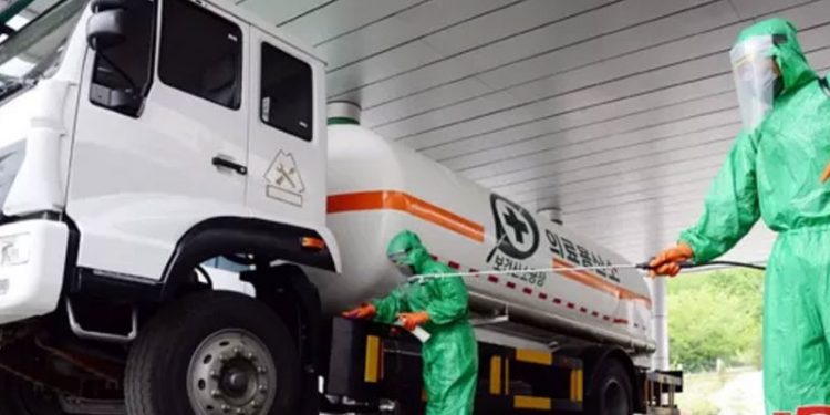 Kuzey Kore Covid-19'a karşı çay ve tuzlu suyla savaşıyor