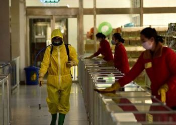 Kuzey Kore'de Covid alarmı: 1 milyondan fazla kişi virüse yakalanmış olabilir