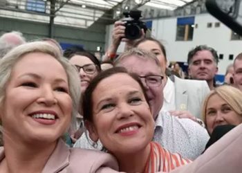 Kuzey İrlanda'da Sinn Fein zaferinden sonra siyasi kriz: Birlik yanlısı partiler müzakereye yanaşmıyor