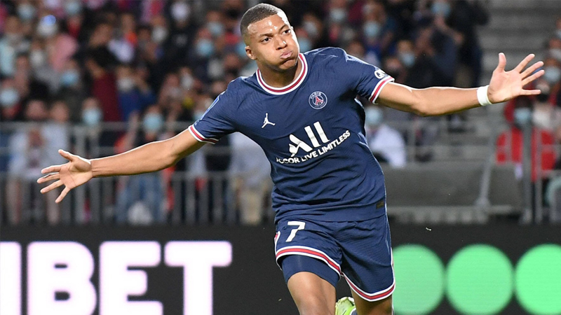 Kylian Mbappe, Luis Campos ve Zidane'ı istiyor