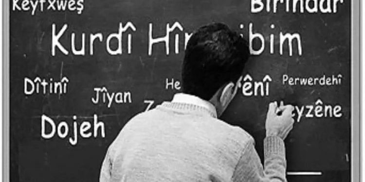 Kürt Dil Bayramı'na hazırlık: Çocuklar için atölye