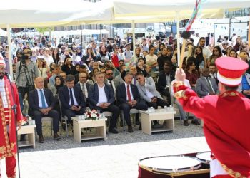 Kürtçe müziğe bir engel de rektörden: ‘Bu benim ideolojime uygun değil’
