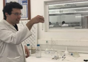 Kıbrıslı Türk eczacı yeni bir antibiyotik üretti: Ölümcül mikroorganizmalar üzerinde etkili!