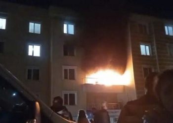 Kız öğrenci yurdunda yangın: 300 öğrenci tahliye edildi