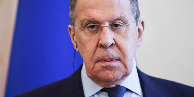 Lavrov: Donbas "koşulsuz öncelik"