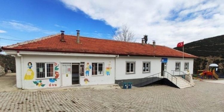 MEB'de yönetmelik değişikliği: Köylerde öğrenci sayısına bakılmaksızın okul açılabilecek