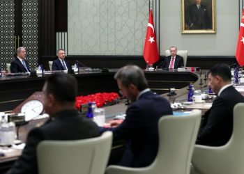 MGK bildirisi: Sınırdaki harekatlar komşularımızın toprak bütünlüğünü hedef almıyor