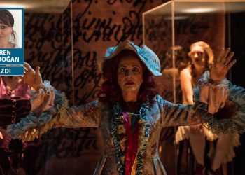 Madam Giyotin: Kapanmayan tarih sahnesi