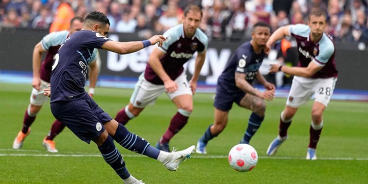 Manchester City’ye West Ham United’dan çelme