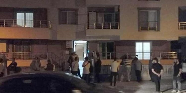 Manisa'da üniversite öğretim üyesi evinde ölü bulundu