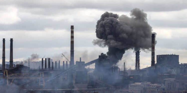 Mariupol'deki Azovstal tesisinin içinde Rus ve Ukraynalı güçler arasında 'kanlı çatışmalar'