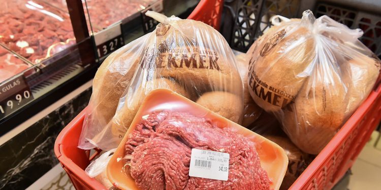 Merkez Bankası açıkladı: Ekmek, makarna ve ete zam yağacak