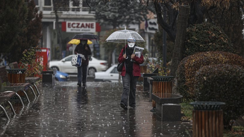 Meteoroloji'den sağanak uyarısı: Saat verildi