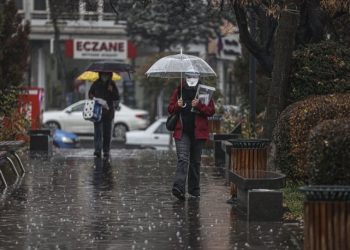 Meteoroloji'den sağanak uyarısı: Saat verildi