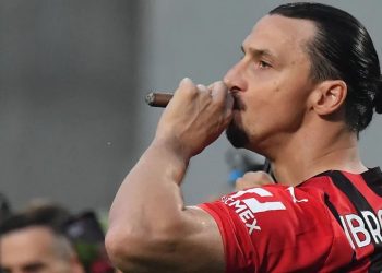 Milan'ın şampiyonluk kutlamalarına Zlatan Ibrahimovic damga vurdu