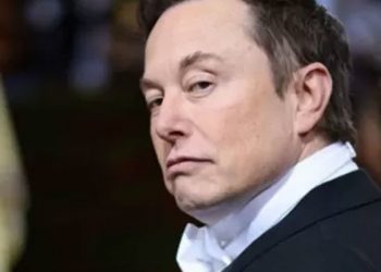 Musk, 'sahte hesap' açıklamasıyla sosyal medya devini daha ucuza mı almaya çalışıyor?