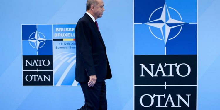 NATO’daki üyelik görüşmelerine Türkiye’den engel