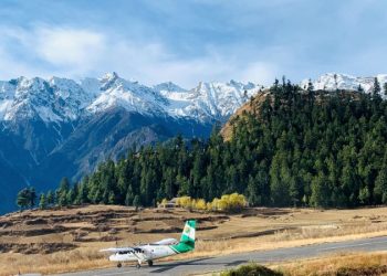 Nepal'de, içinde 22 kişinin bulunduğu uçak kayboldu