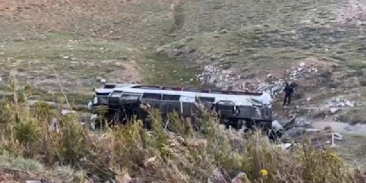 Niğde'deki otobüs kazasında yaralanan 18 kişi taburcu edildi