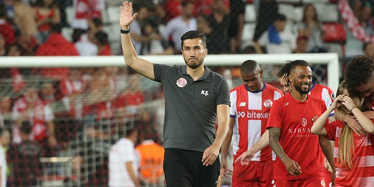 Nuri Şahin, Antalyaspor'da 5 rekor kırdı