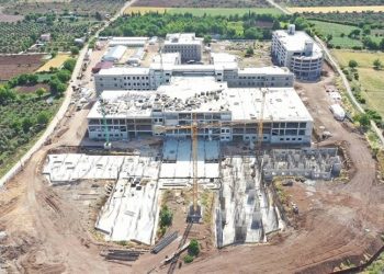 Parayı şehir hastaneleri yuttu: Yokluktan 10 ilde devlet hastanesi inşaatları durdu