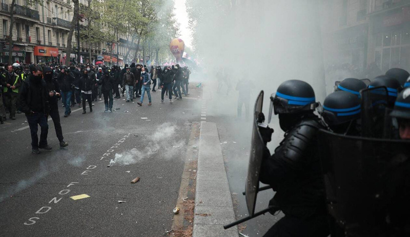 Paris’te 1 Mayıs:  54 kişi gözaltına alındı