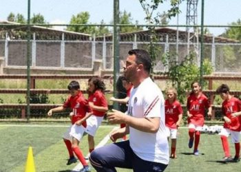 Paris Saint-Germain, Diyarbakır'da futbol akademisi açtı