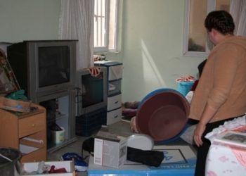 'Polis baskın sırasında bizi darbederek para ve altınlarımızı aldı'