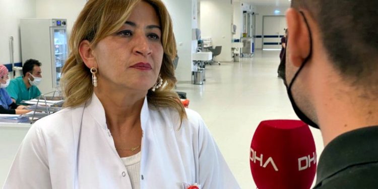 Prof. Dr. Turan: Bu yaz maskeden kurtulacağız