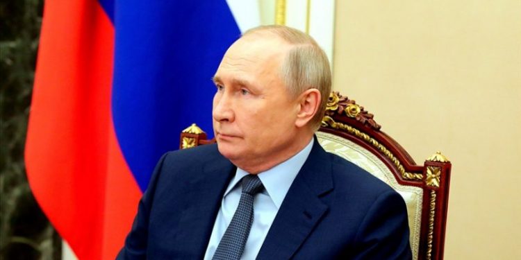 Putin’den Ukrayna halkına 9 Mayıs Zafer Bayramı tebriği