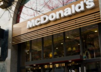 Rus iş insanı, ülkedeki tüm McDonald's şubelerini satın aldı