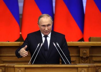 Rusya Devlet Başkanı Putin: Yaptırımlar kapsamlı küresel bir krizi tetikliyor